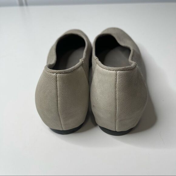 Eileen Fisher patch flats size 6 - Picture 3 of 6